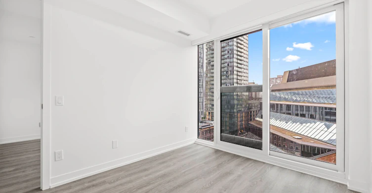 906-771 Yonge Street, Toronto, ON, M4W 0B8 - 12