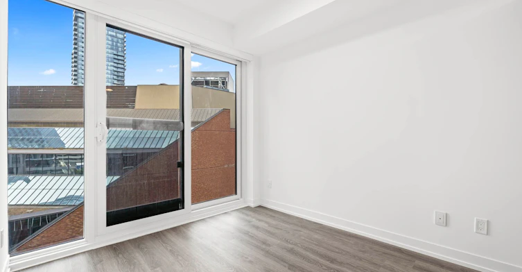 906-771 Yonge Street, Toronto, ON, M4W 0B8 - 11