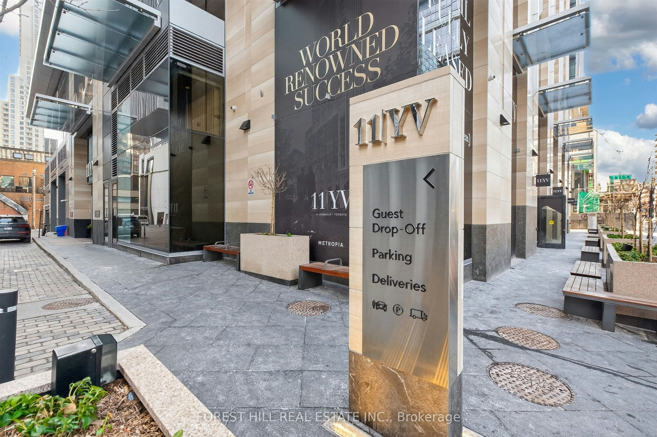 PH02-11 Yorkville Avenue, Toronto, ON, M4W 0B7 - 2