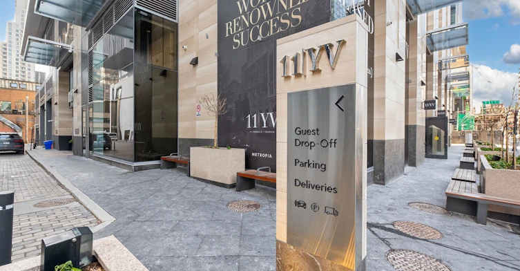 PH02-11 Yorkville Avenue, Toronto, ON, M4W 0B7 - 2