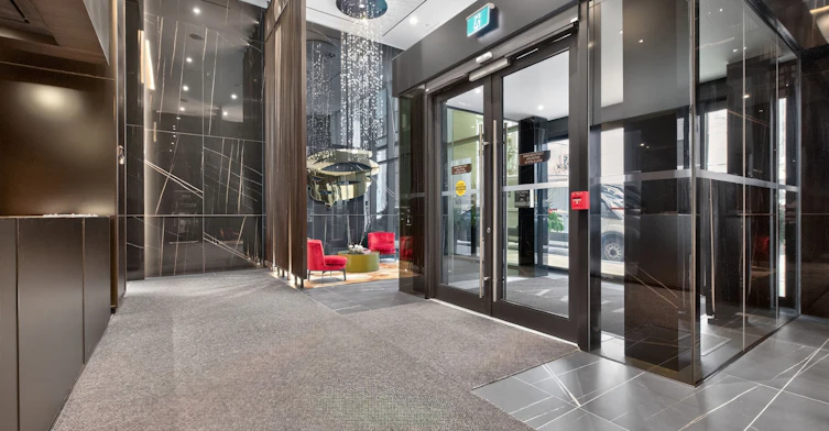 PH02-11 Yorkville Avenue, Toronto, ON, M4W 0B7 - 5