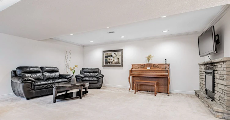 5 Parmbelle Crescent, Toronto, ON, M3A 3G5 - 19