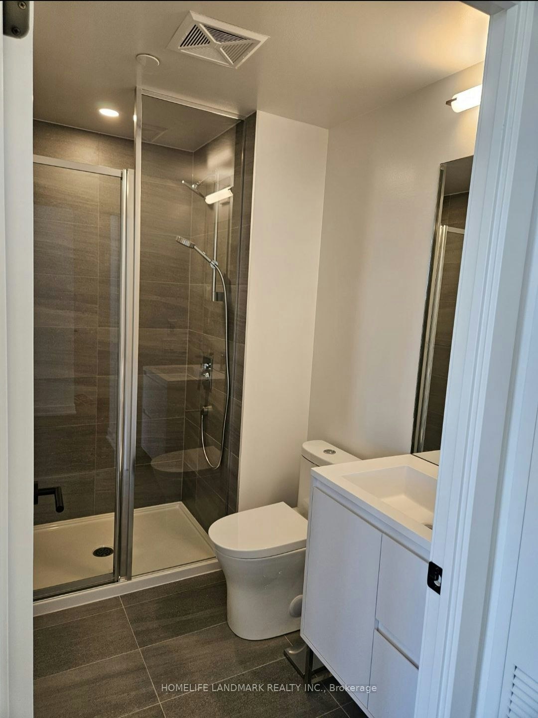 2004-5 Quarrington Lane, Toronto, ON, M3C 0S5 - 5