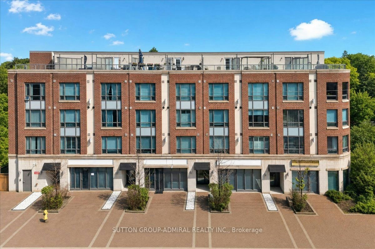 202-2 Maxwell Street, Toronto, ON, M3H 2S8 - 2