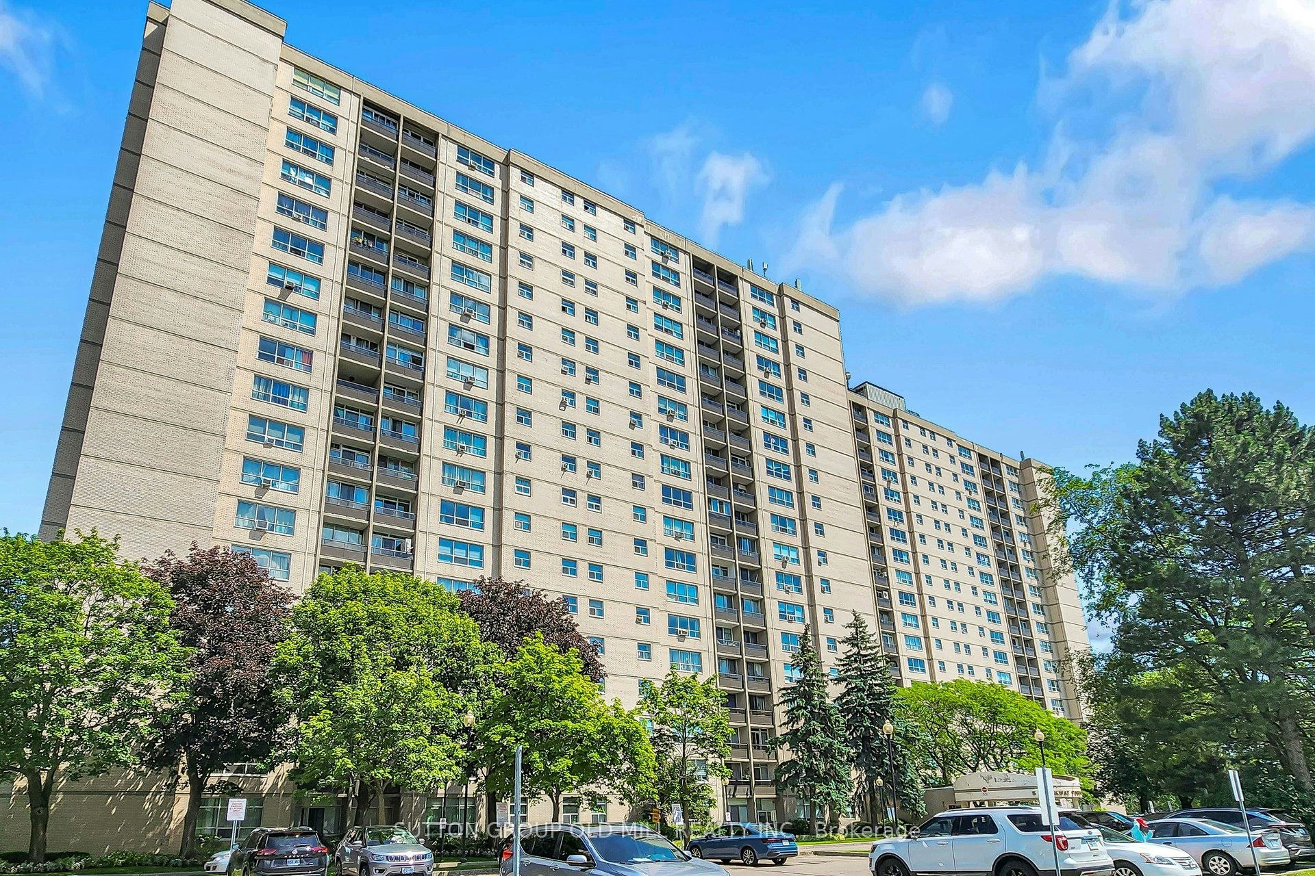 1901-5 Parkway Forest Drive, Toronto, ON, M2J 1L2