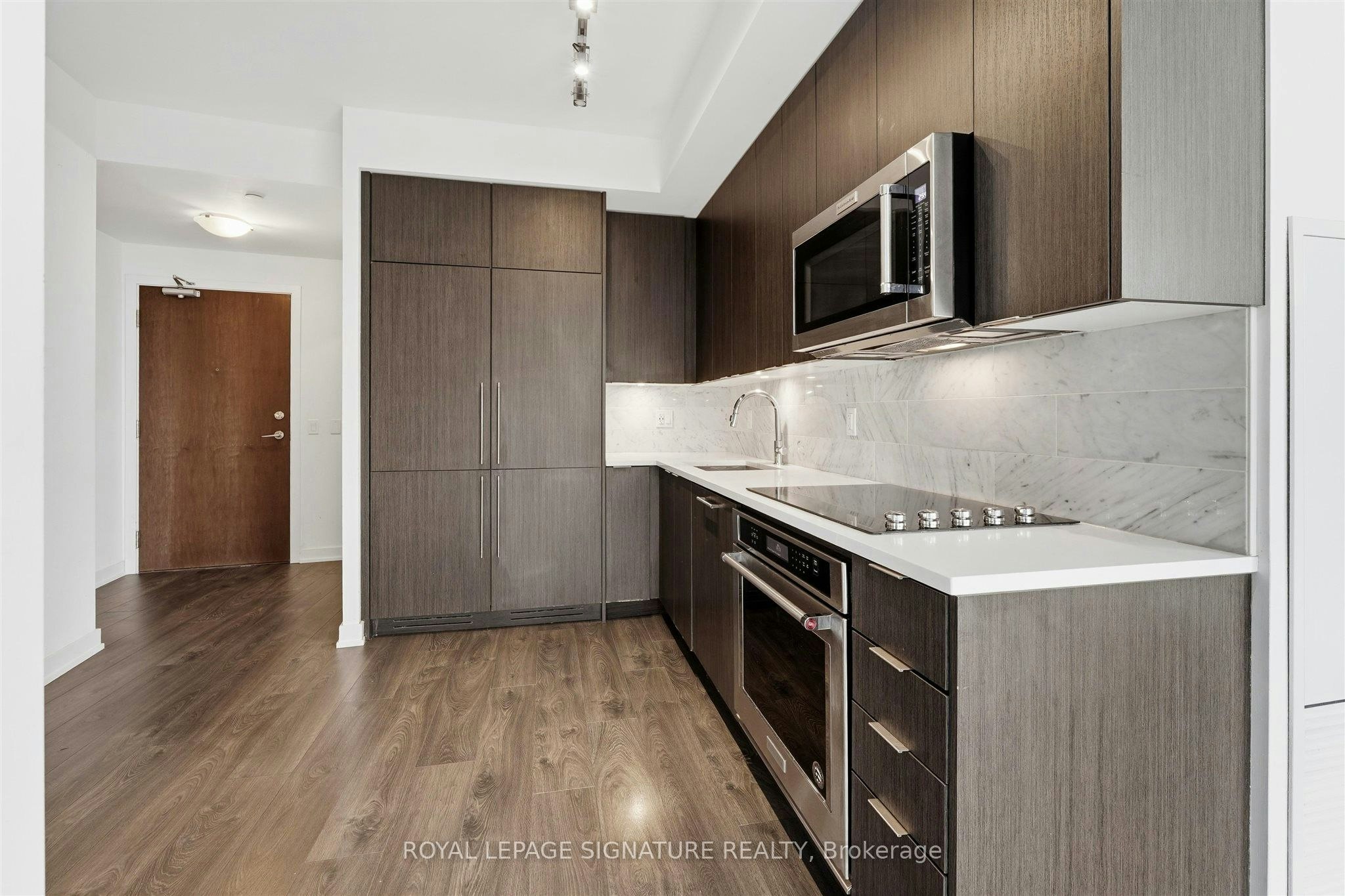 1512-38 Iannuzzi Street, Toronto, ON, M5V 0S2 - 3