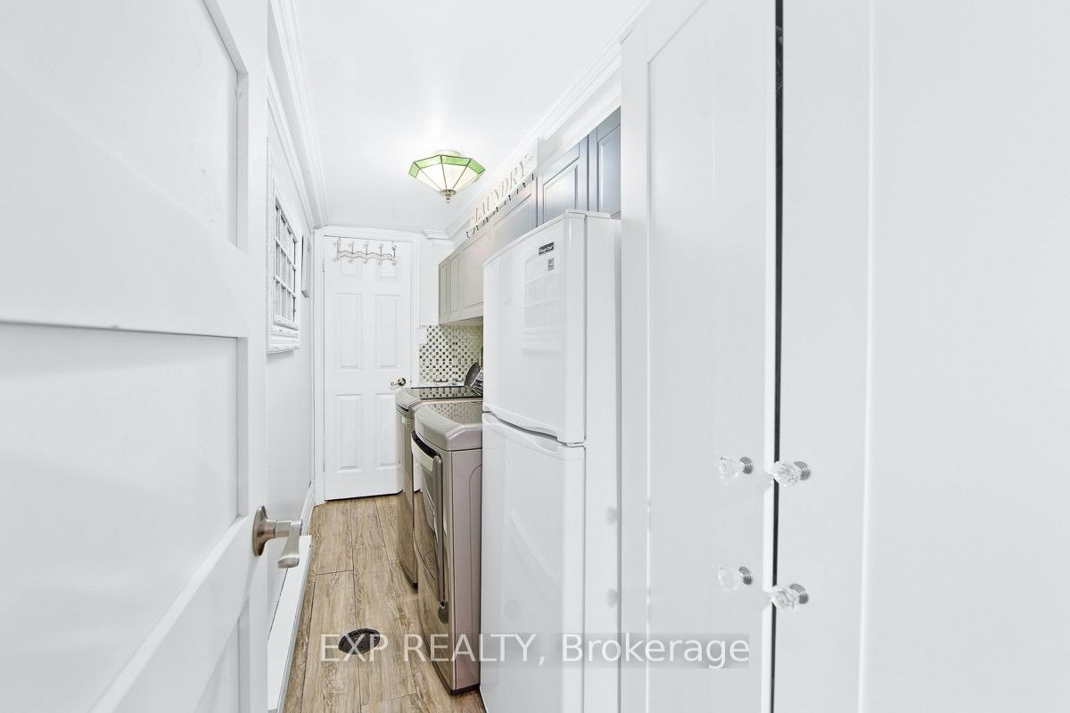 Main-321 Mutual Street, Toronto, ON, M4Y 1X6 - 18