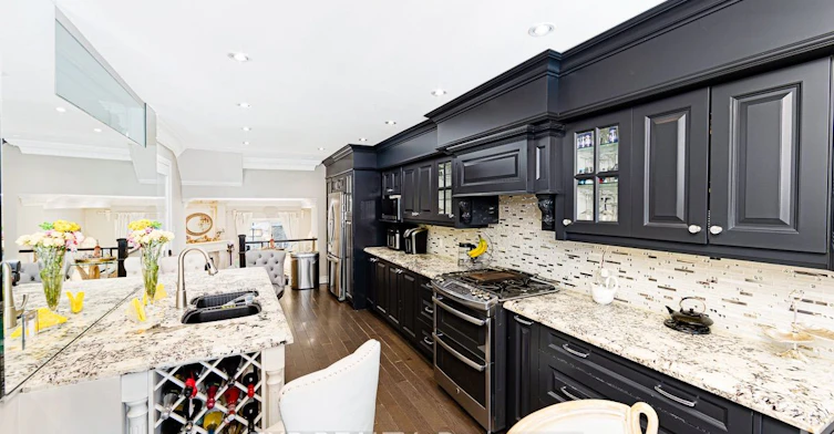 Main-321 Mutual Street, Toronto, ON, M4Y 1X6 - 4