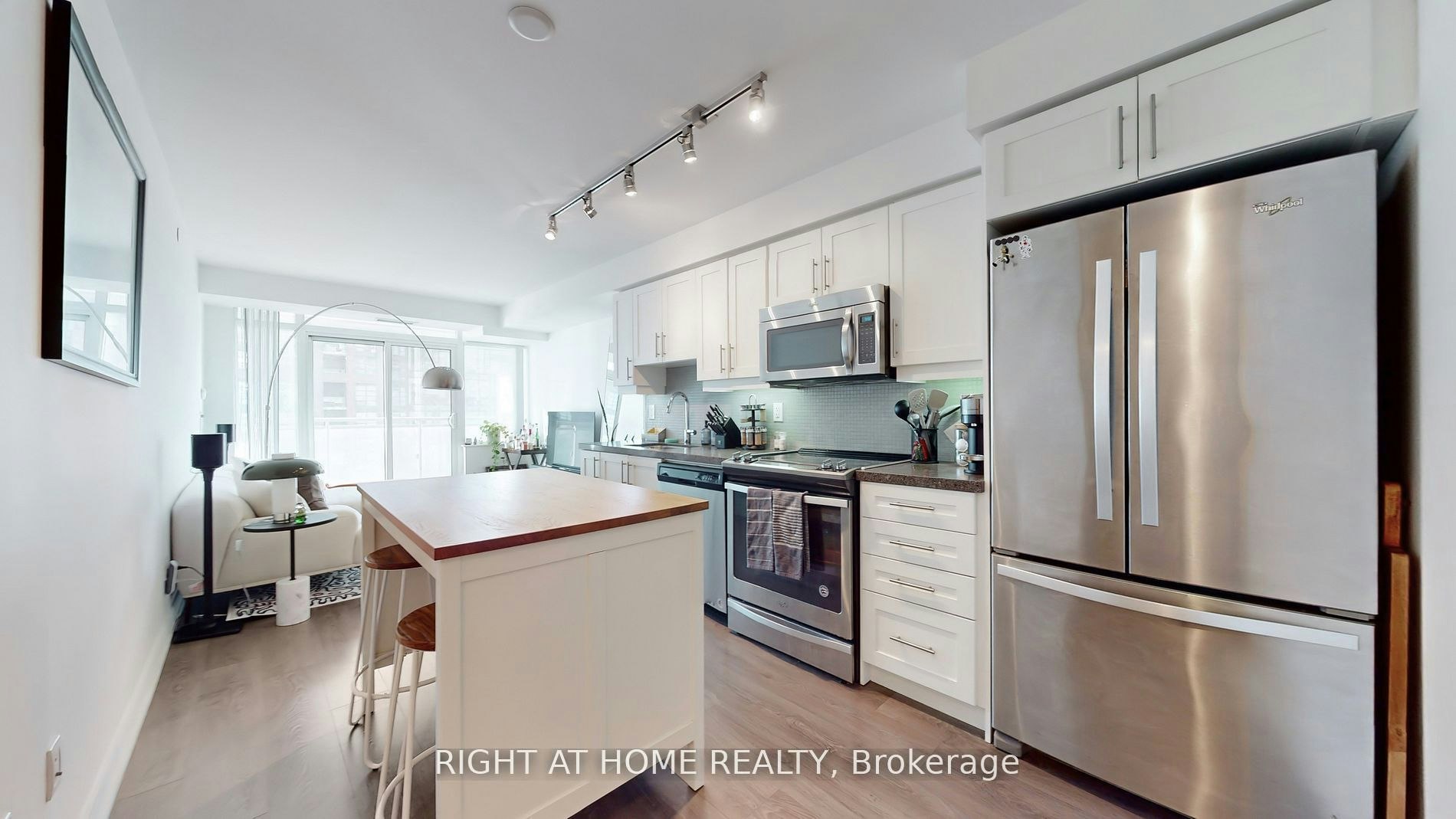 1223-525 Adelaide Street W, Toronto, ON, M5V 0N7 - 6
