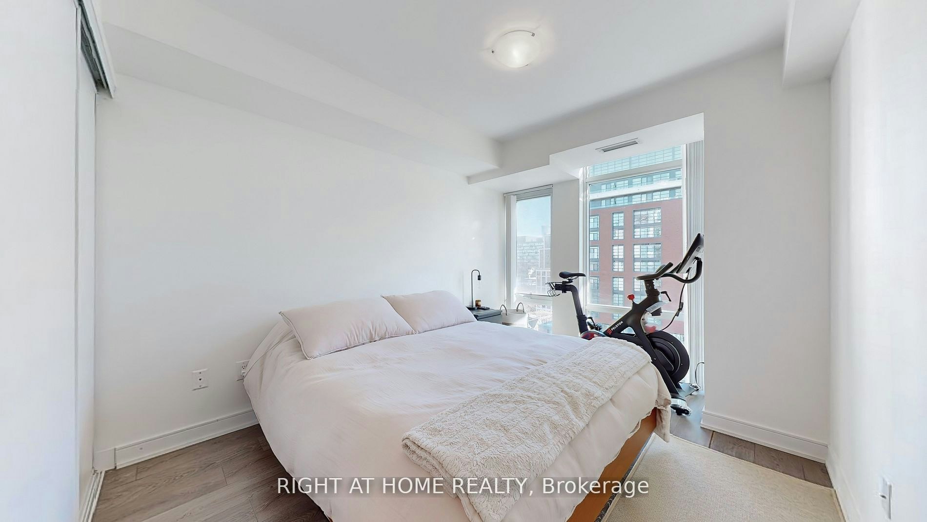 1223-525 Adelaide Street W, Toronto, ON, M5V 0N7 - 7