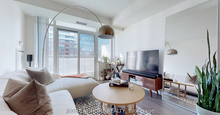 1223-525 Adelaide Street W, Toronto, ON, M5V 0N7