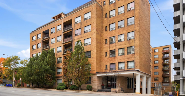 410-660 Eglinton Avenue W, Toronto, ON, N4S 2S9