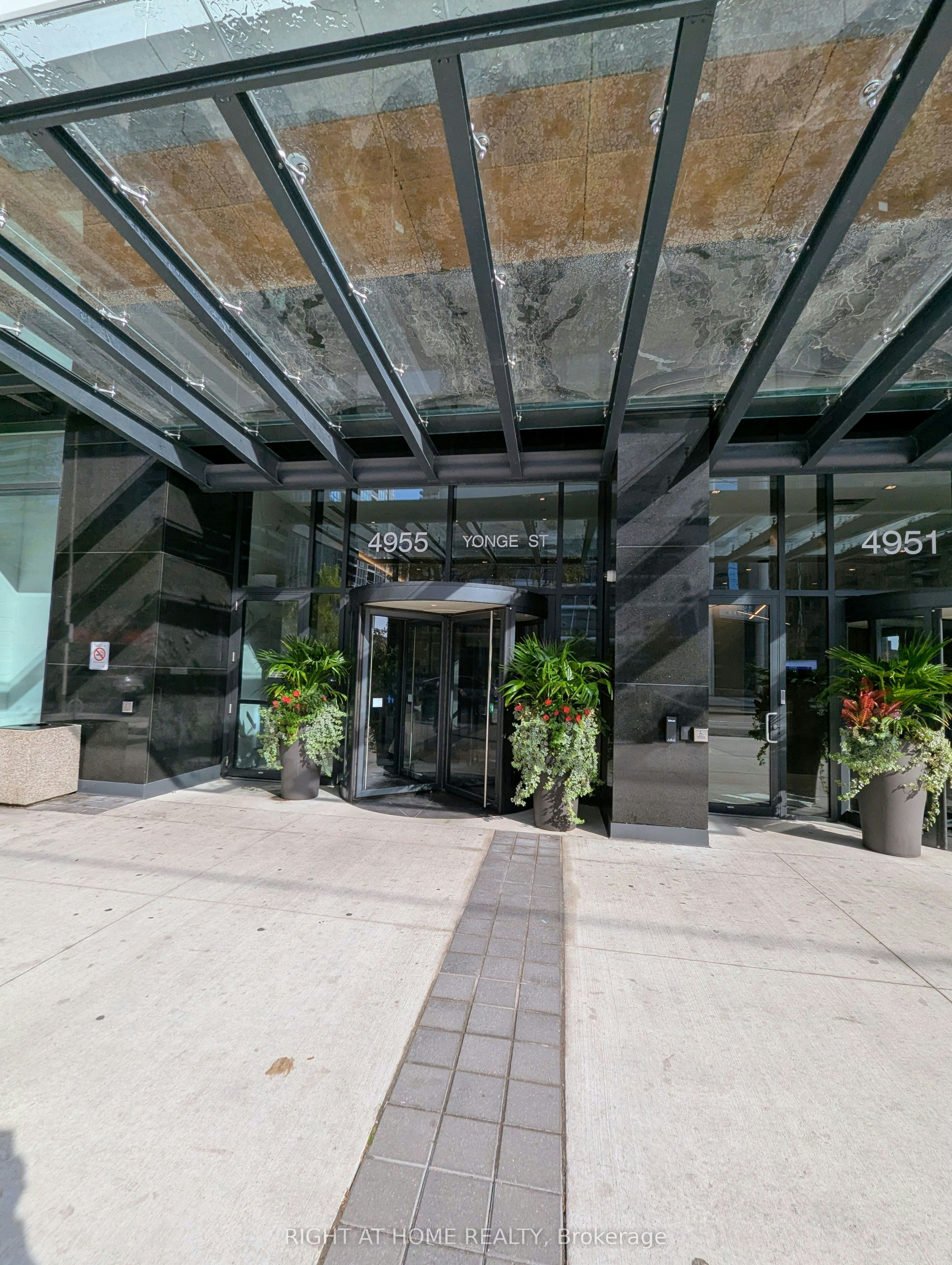 2018-4955 Yonge Street, Toronto, ON, M2N 0L8 - 2