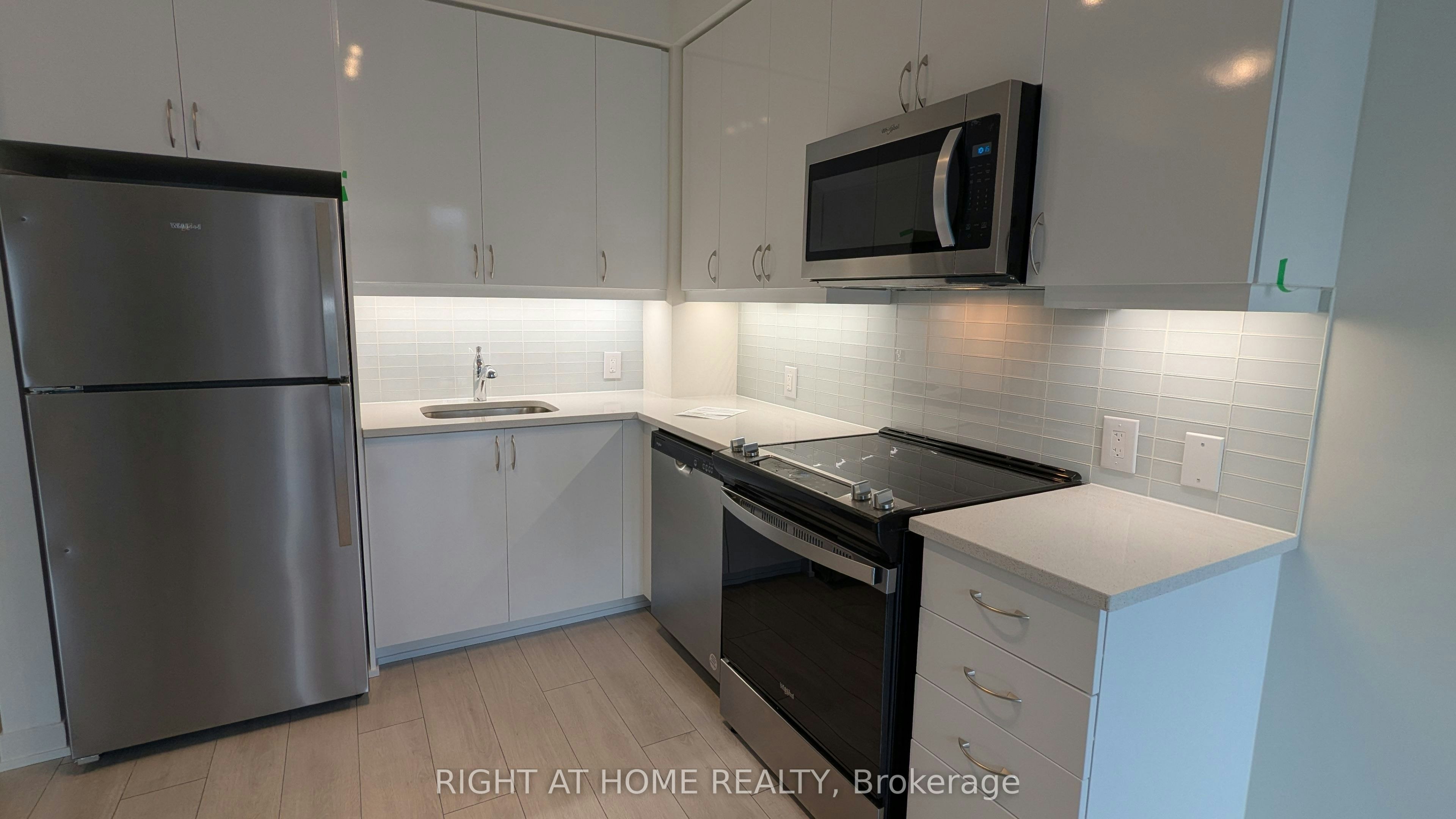 2018-4955 Yonge Street, Toronto, ON, M2N 0L8 - 6
