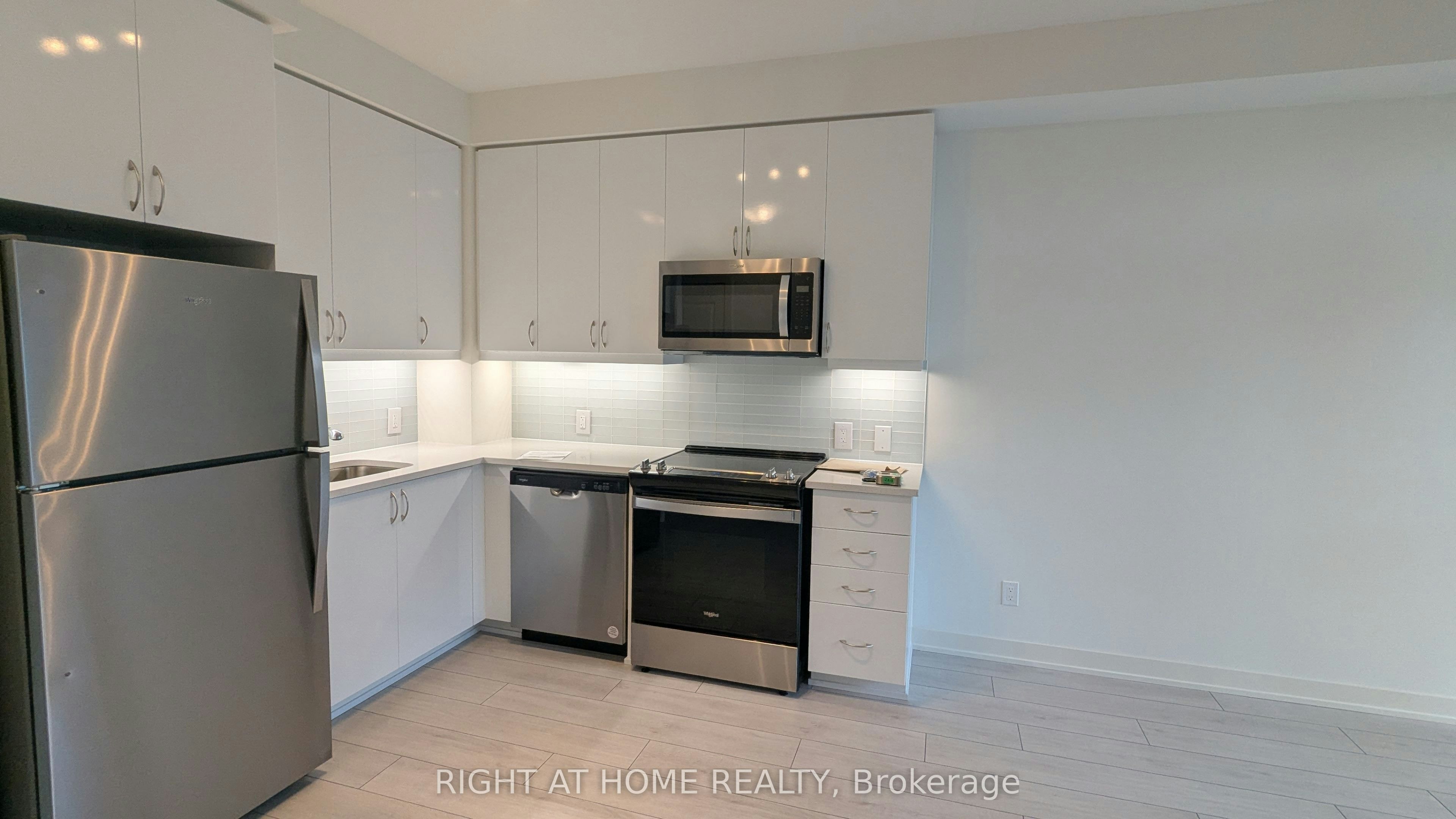 2018-4955 Yonge Street, Toronto, ON, M2N 0L8 - 7