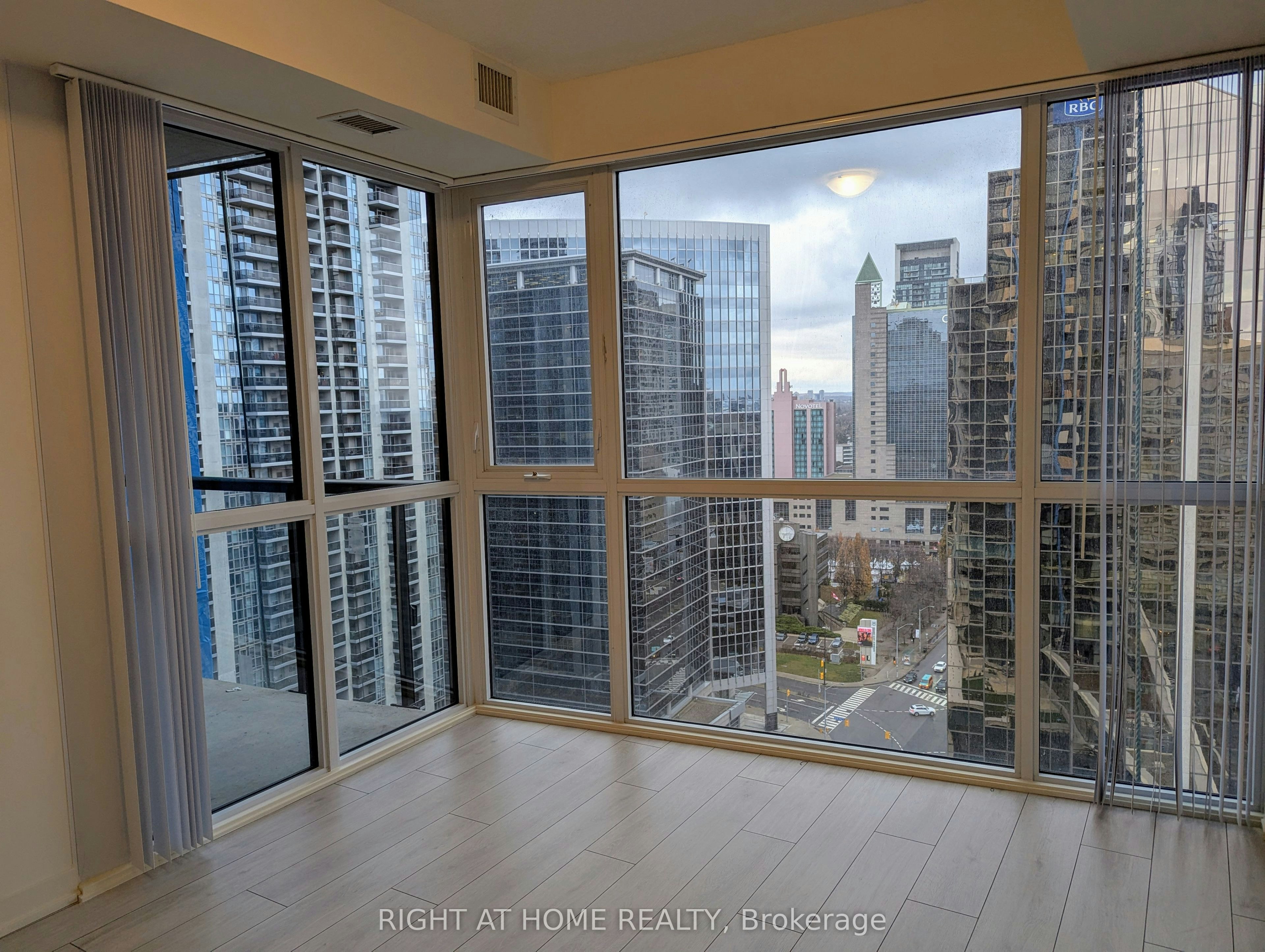 2018-4955 Yonge Street, Toronto, ON, M2N 0L8 - 9