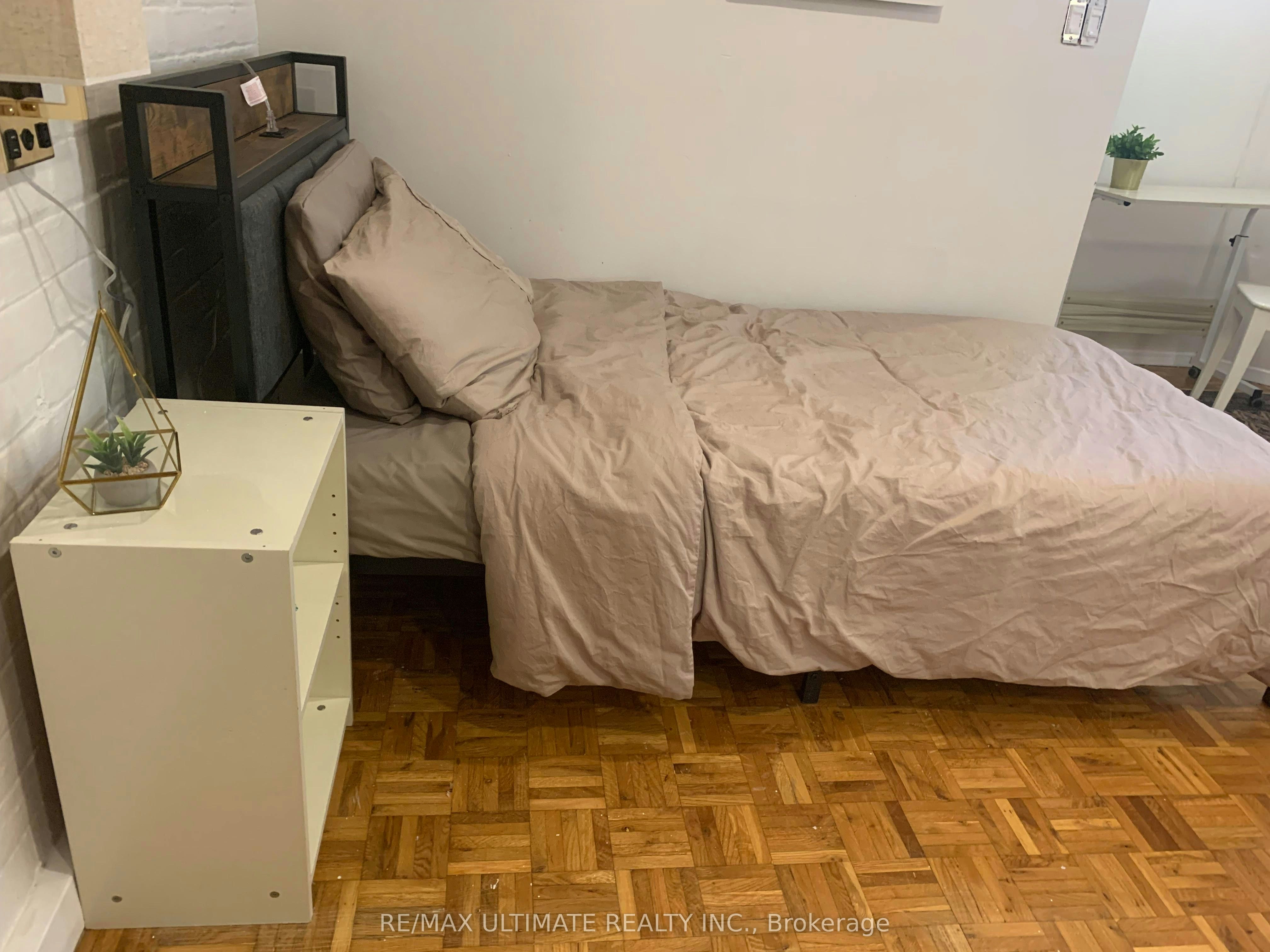Bsmt-38 Rolyat Street, Toronto, ON, M6J 1S6 - 10