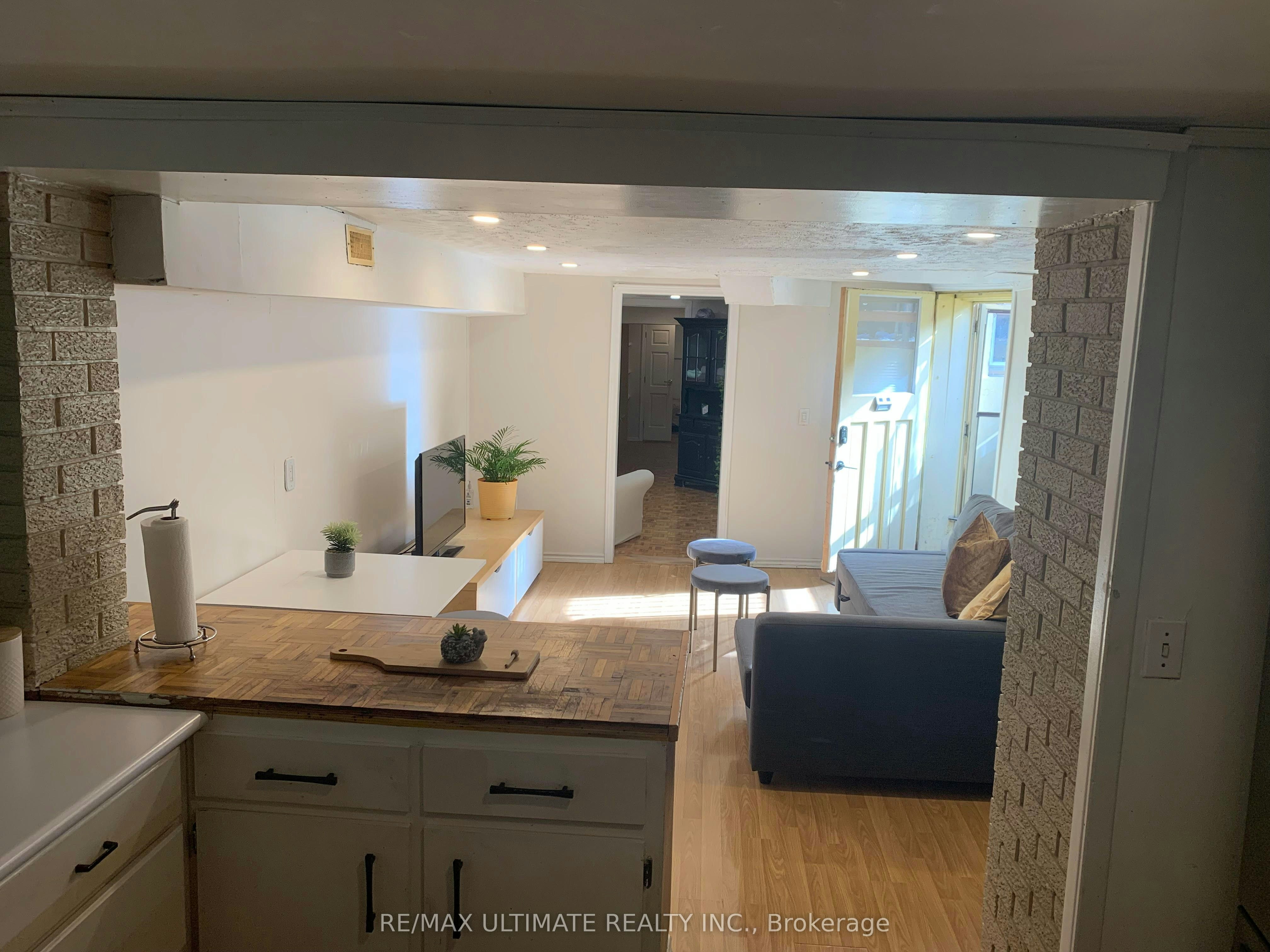 Bsmt-38 Rolyat Street, Toronto, ON, M6J 1S6 - 14