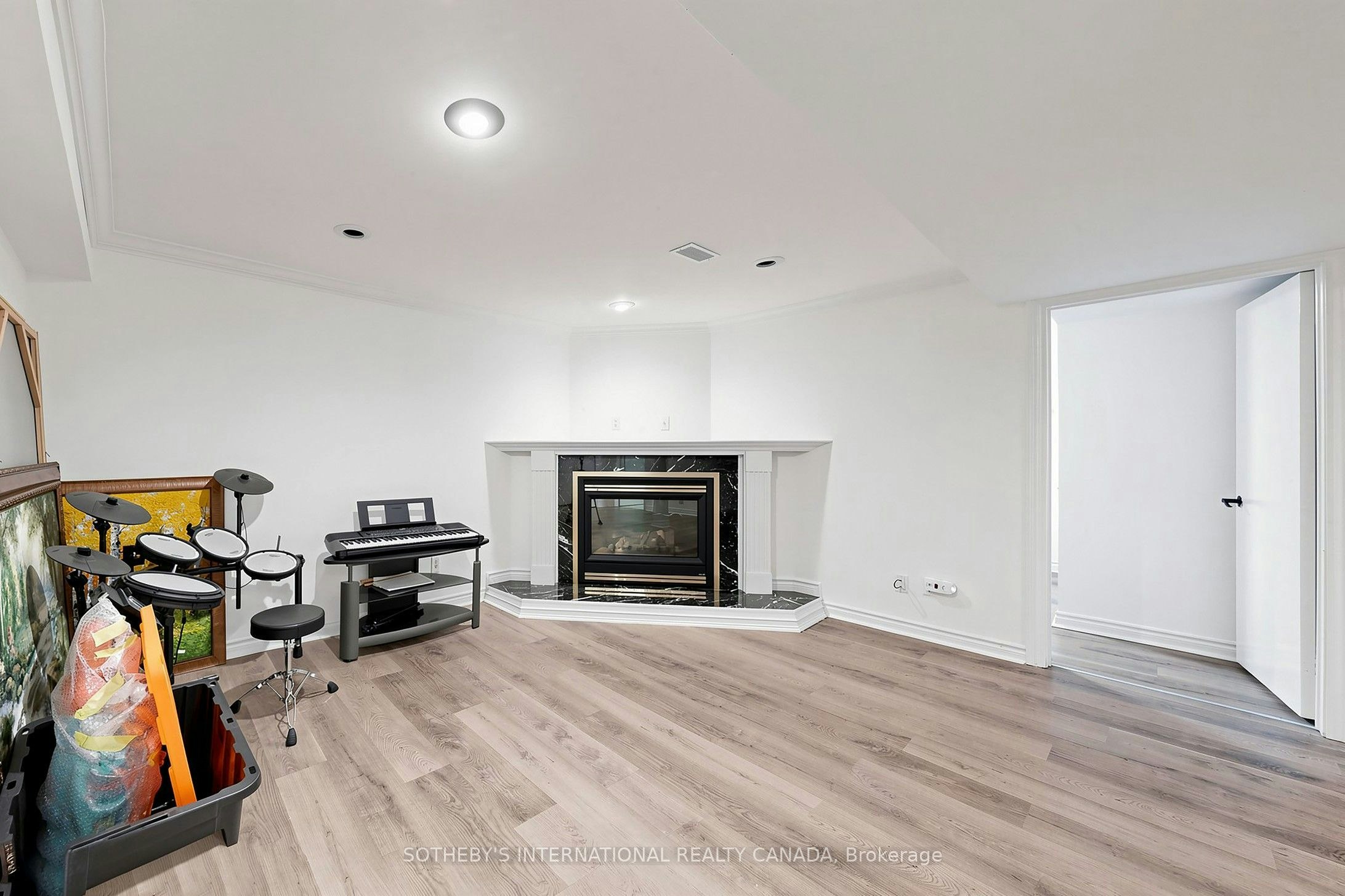 39 Sagebrush Lane, Toronto, ON, M3A 1X4 - 26