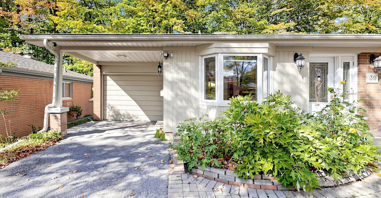 39 Sagebrush Lane, Toronto, ON, M3A 1X4 - 3