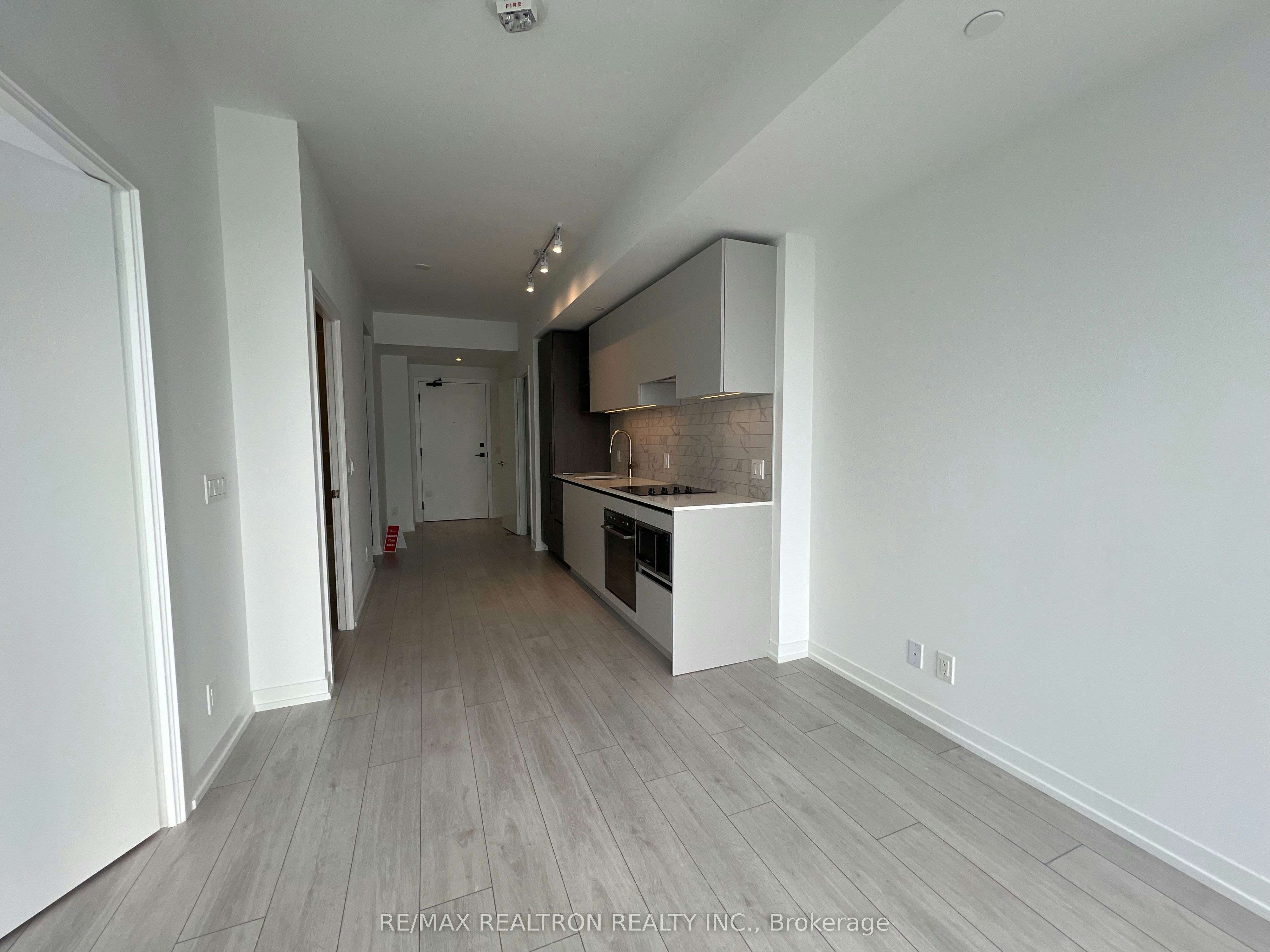 4715-55 Mercer Street, Toronto, ON, M5V 0W4 - 4