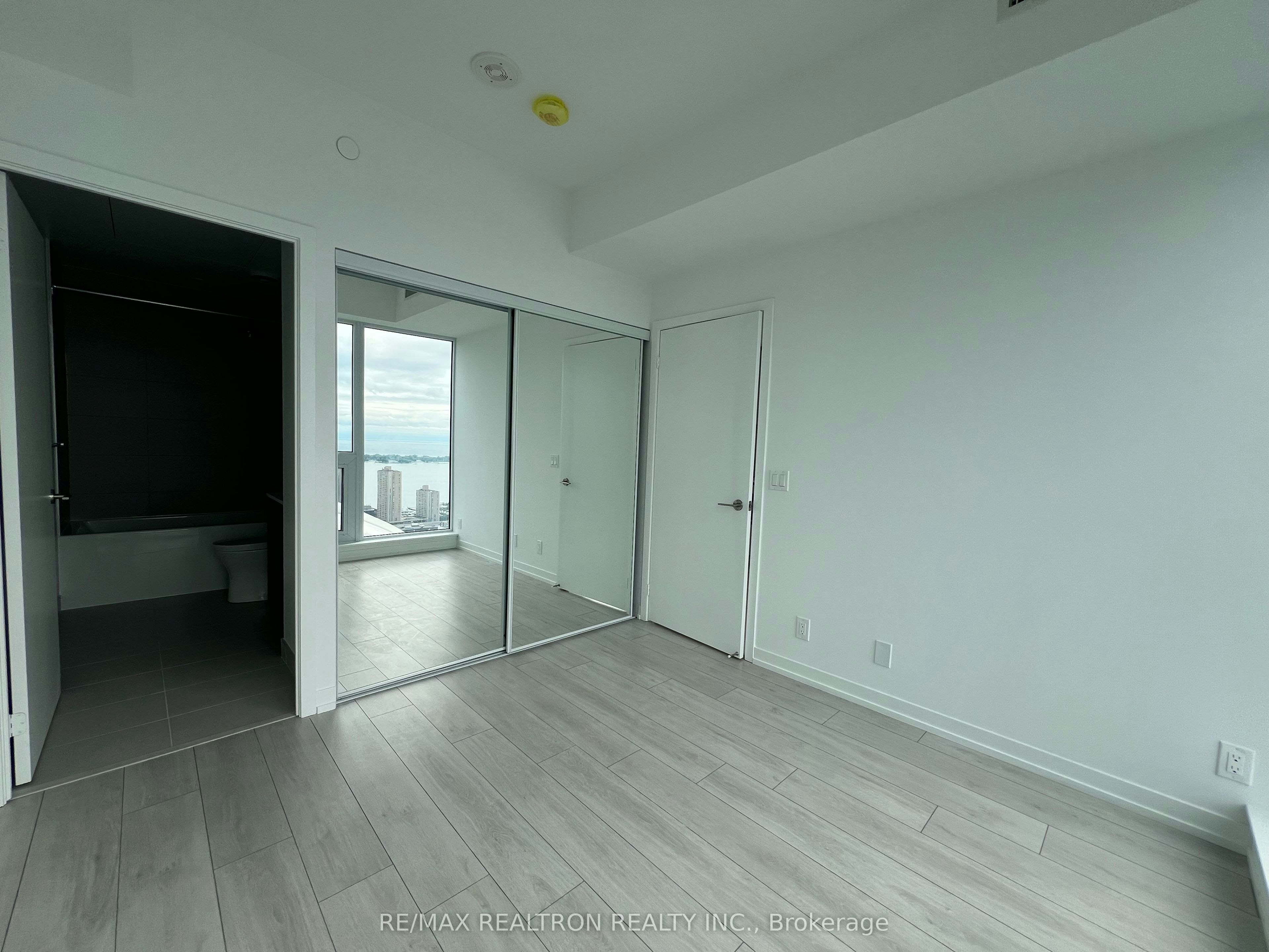 4715-55 Mercer Street, Toronto, ON, M5V 0W4 - 22