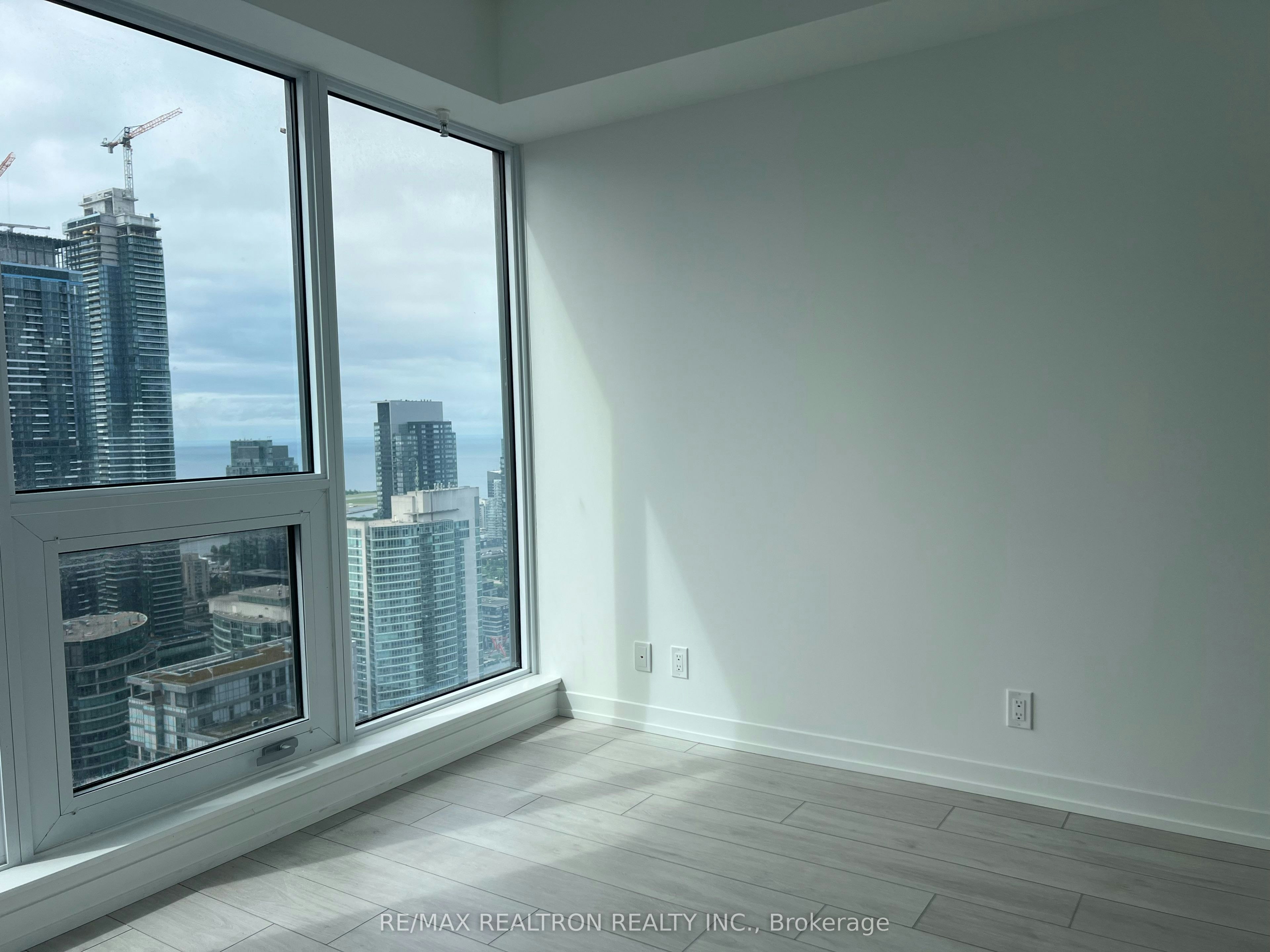 4715-55 Mercer Street, Toronto, ON, M5V 0W4 - 23