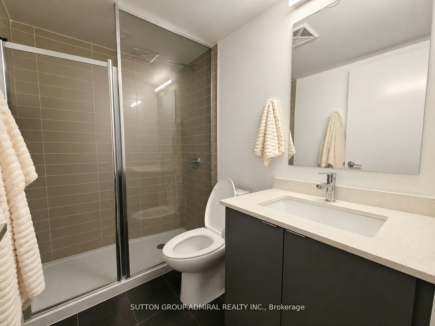 913 (Room 1)-30 Tretti Way, Toronto, ON, M3H 0E3 - 4