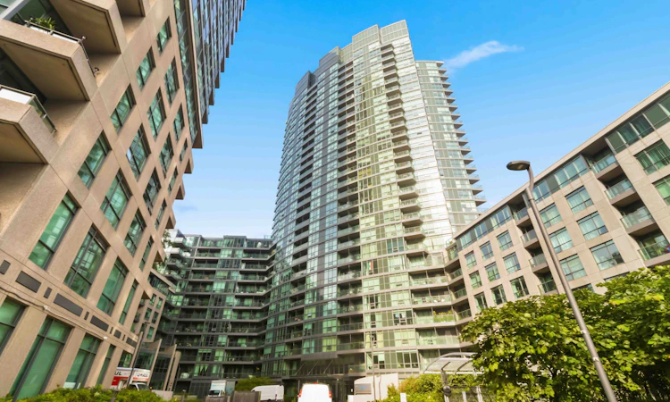 225-231 Fort York Boulevard
