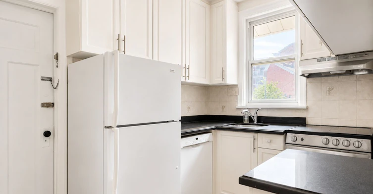 2nd Floor unit-25 Ranleigh Avenue, Toronto, ON, M4N 1X2 - 7