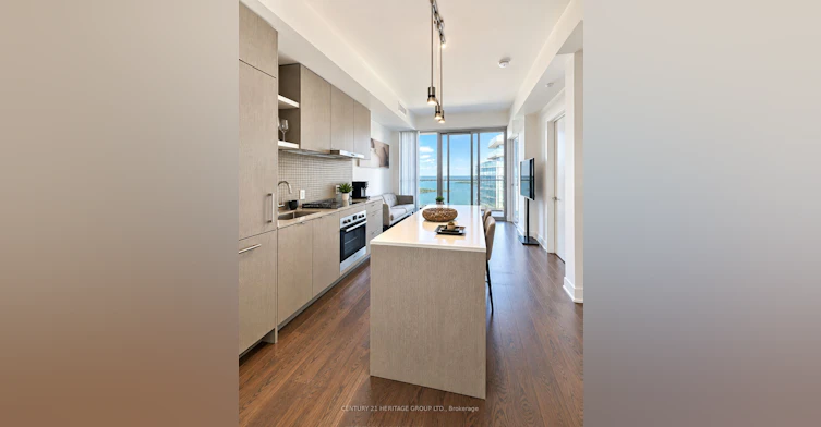 7001-88 Harbour Street, Toronto, ON, M5J 1B7 - 5