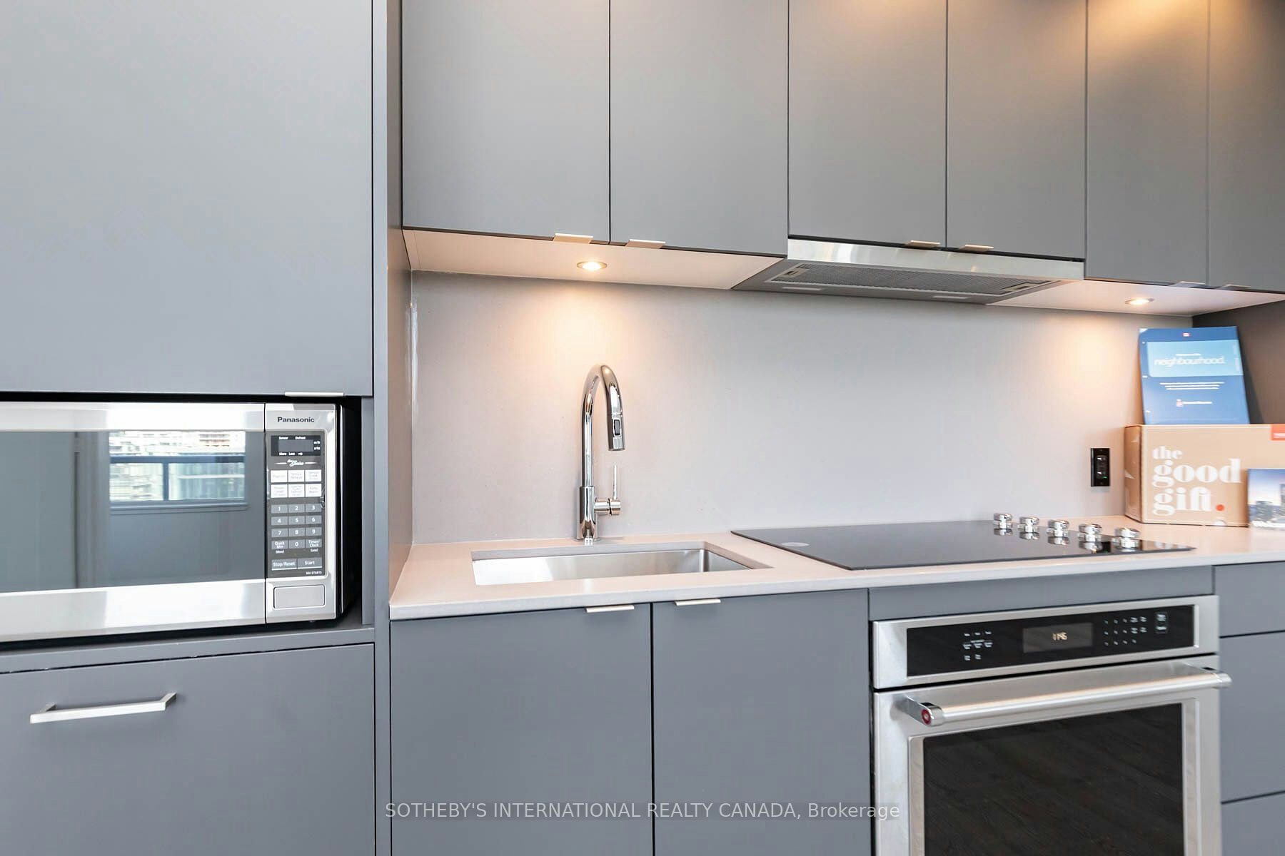 1004-480 Front Street W, Toronto, ON, M5V 0V6 - 8