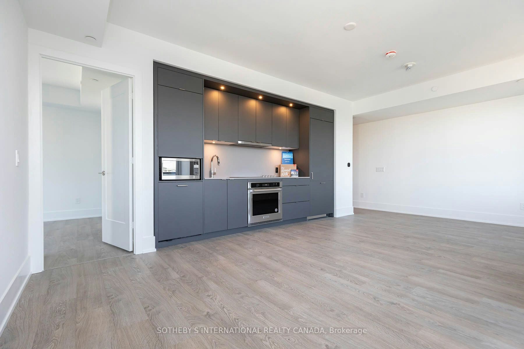1004-480 Front Street W, Toronto, ON, M5V 0V6 - 4