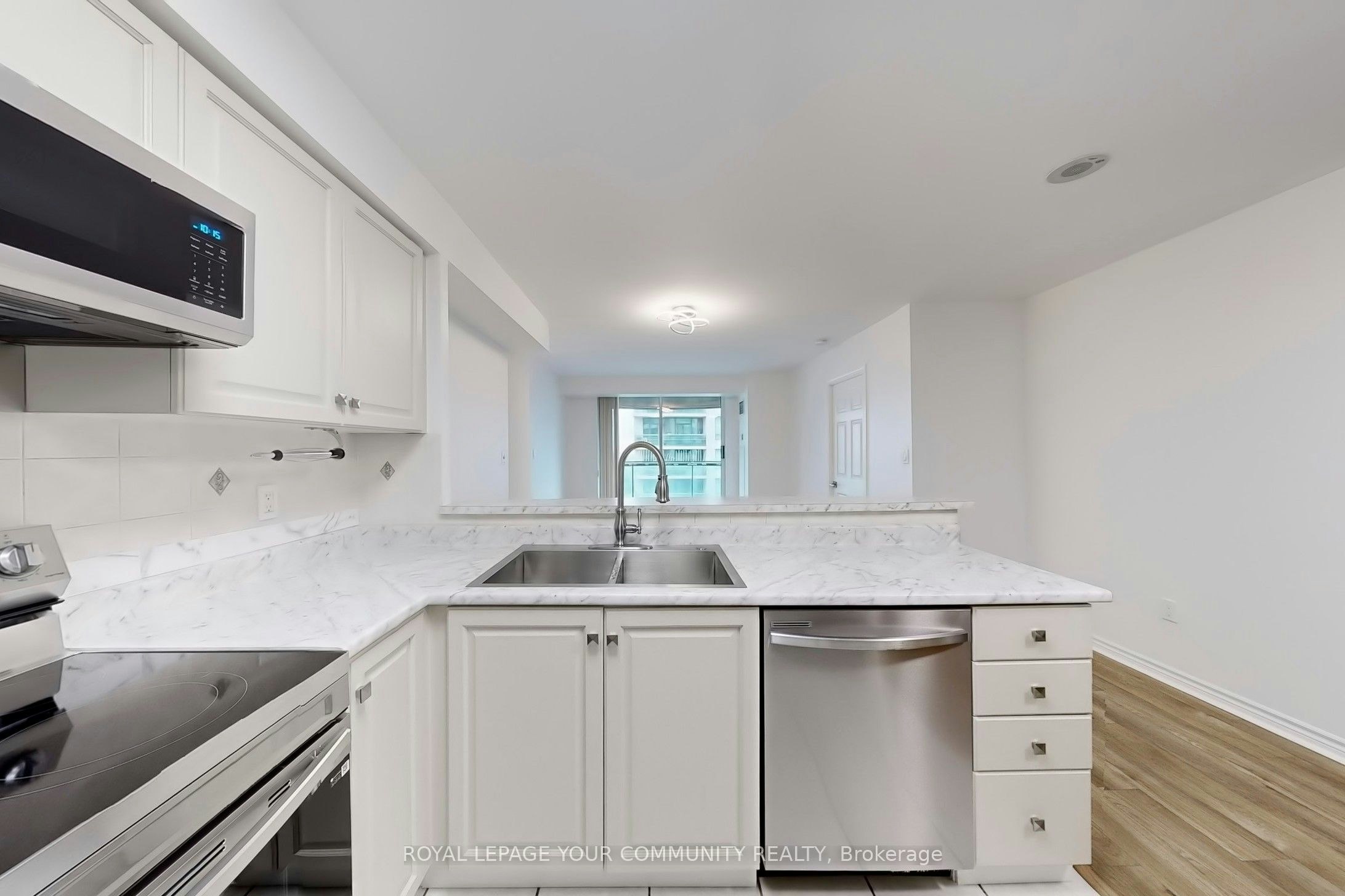 1906-7 Lorraine Drive, Toronto, ON, M2N 7H2 - 3