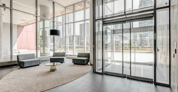726-576 Front Street W, Toronto, ON, M5V 0P8 - 2