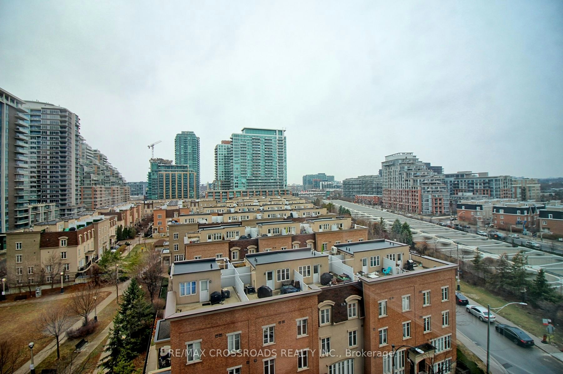 712-19 Western Battery Road, Toronto, ON, M6K 0E3 - 9