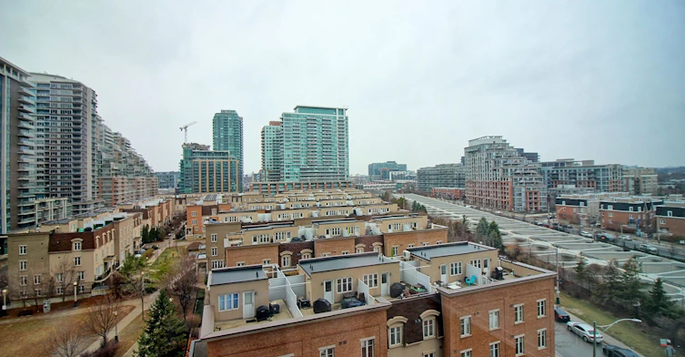 712-19 Western Battery Road, Toronto, ON, M6K 0E3 - 9