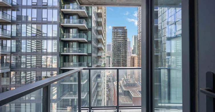 2212-115 Blue Jays Way, Toronto, ON, M5V 0N4 - 21