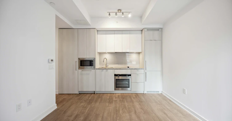 2212-115 Blue Jays Way, Toronto, ON, M5V 0N4 - 13