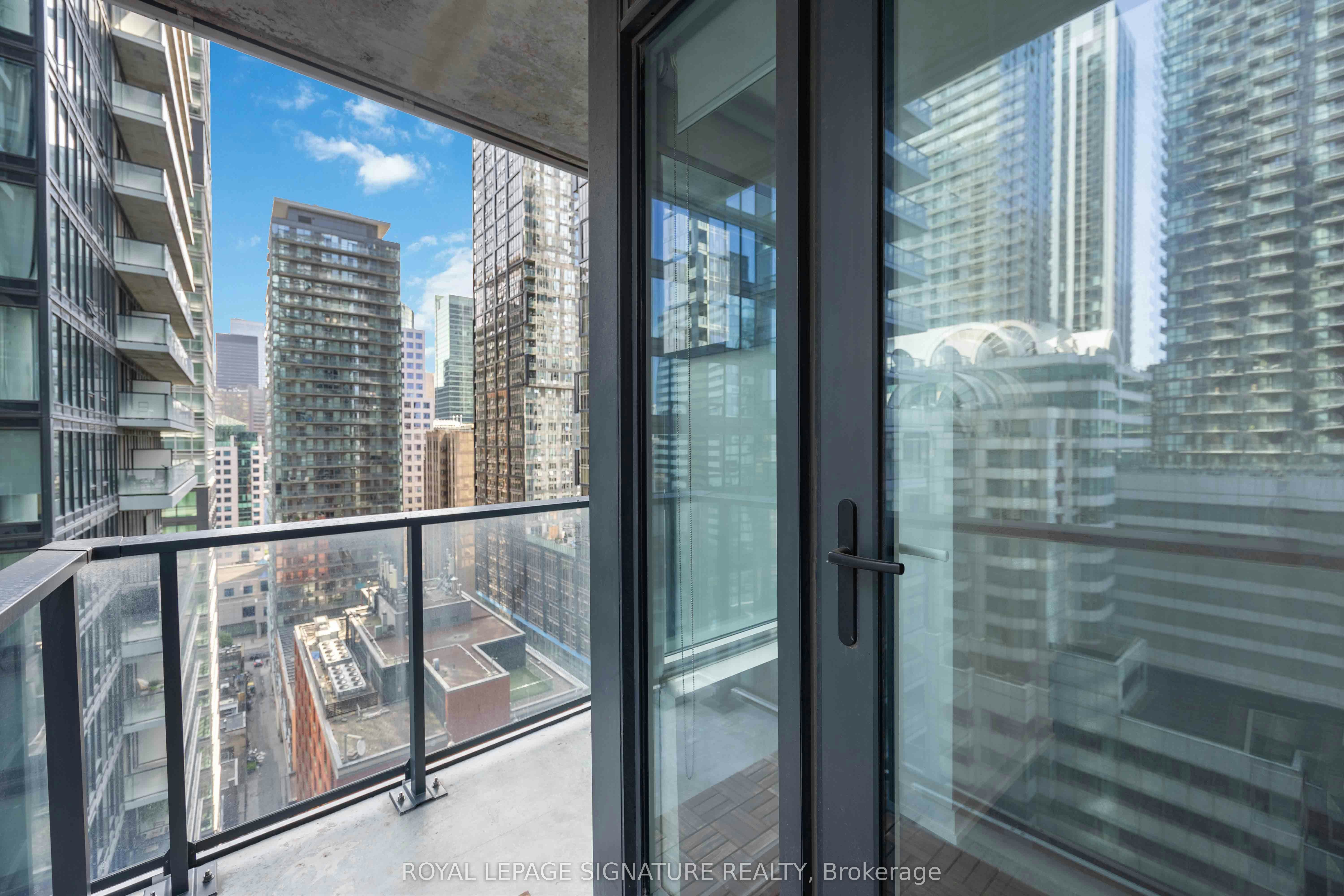 2212-115 Blue Jays Way, Toronto, ON, M5V 0N4 - 20