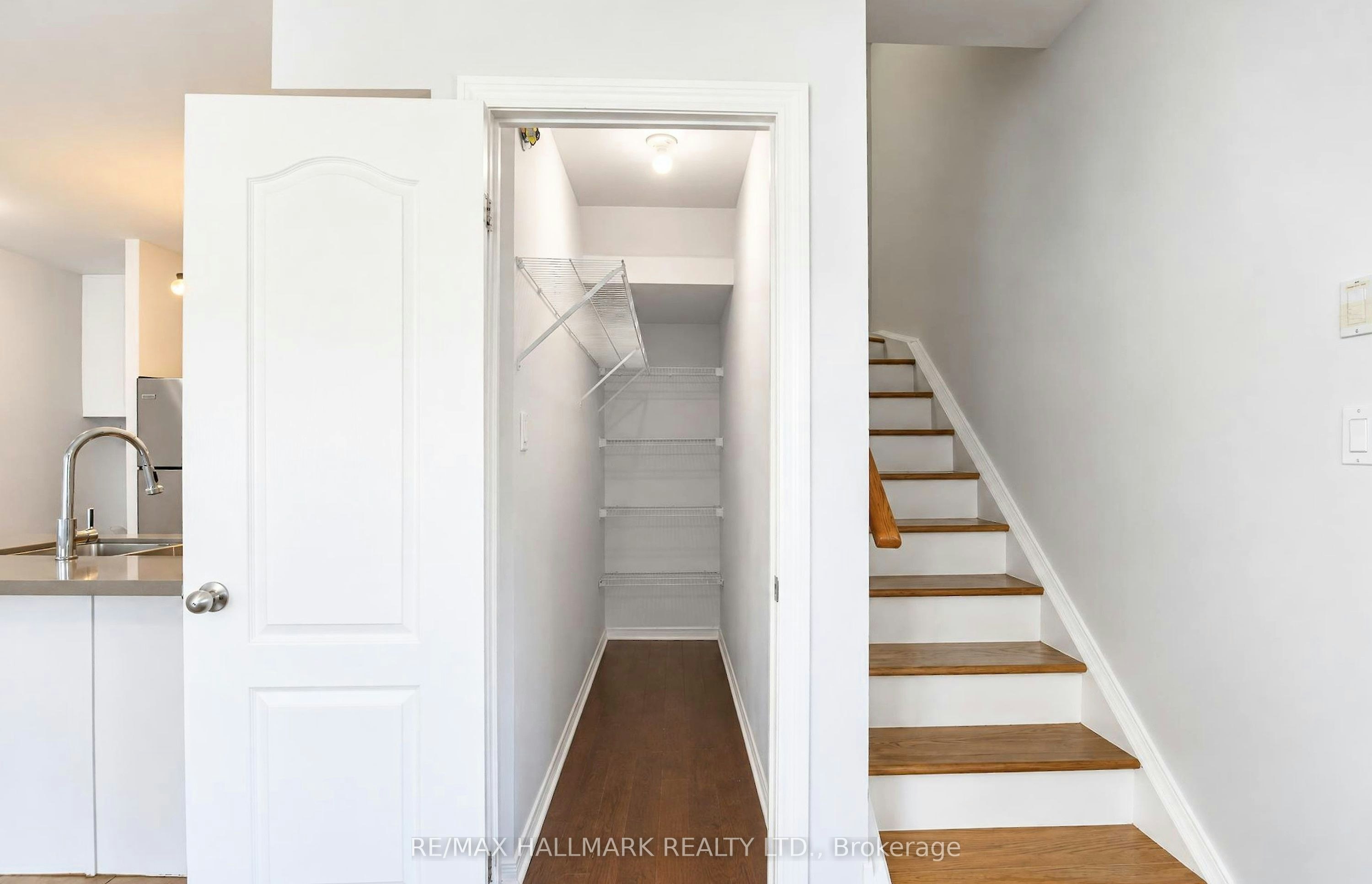 3207-12 Sudbury Street, Toronto, ON, M6J 3W7 - 12