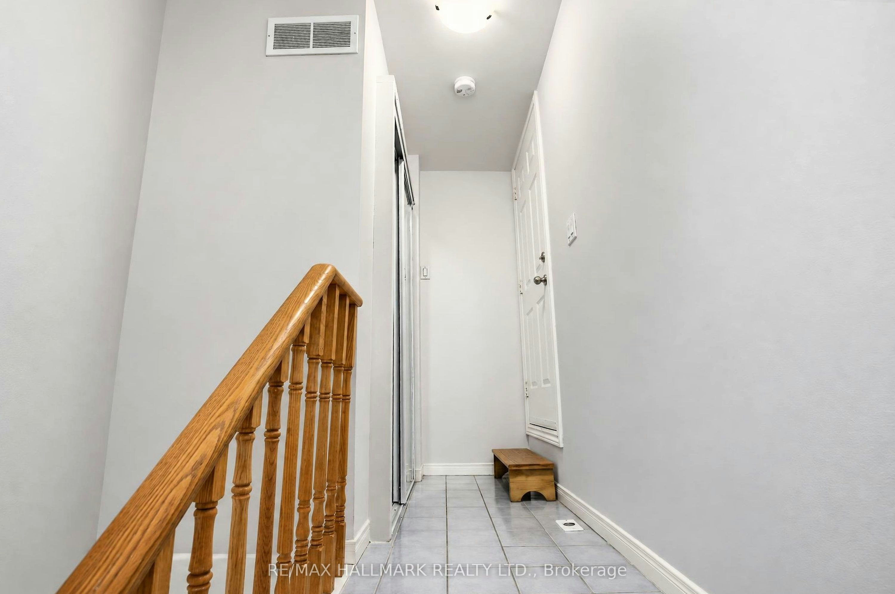 3207-12 Sudbury Street, Toronto, ON, M6J 3W7 - 32