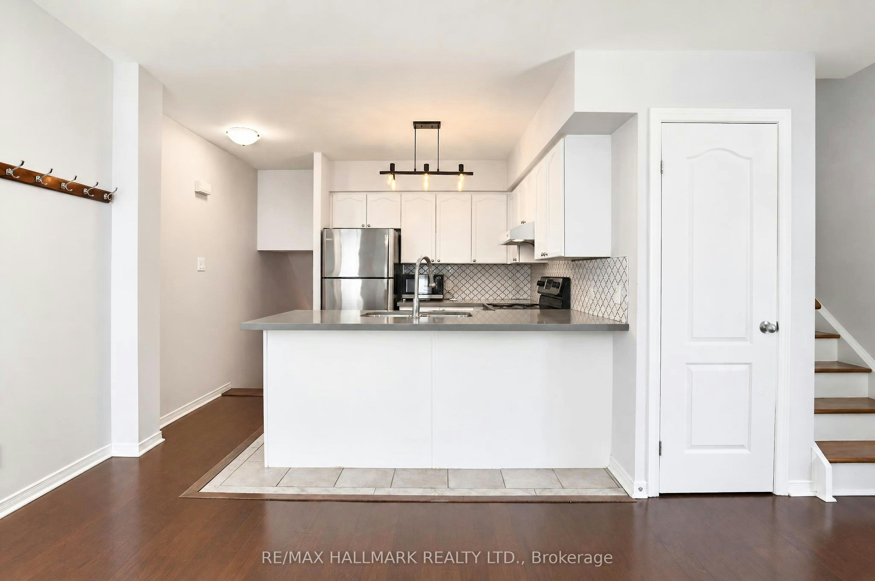 3207-12 Sudbury Street, Toronto, ON, M6J 3W7 - 8