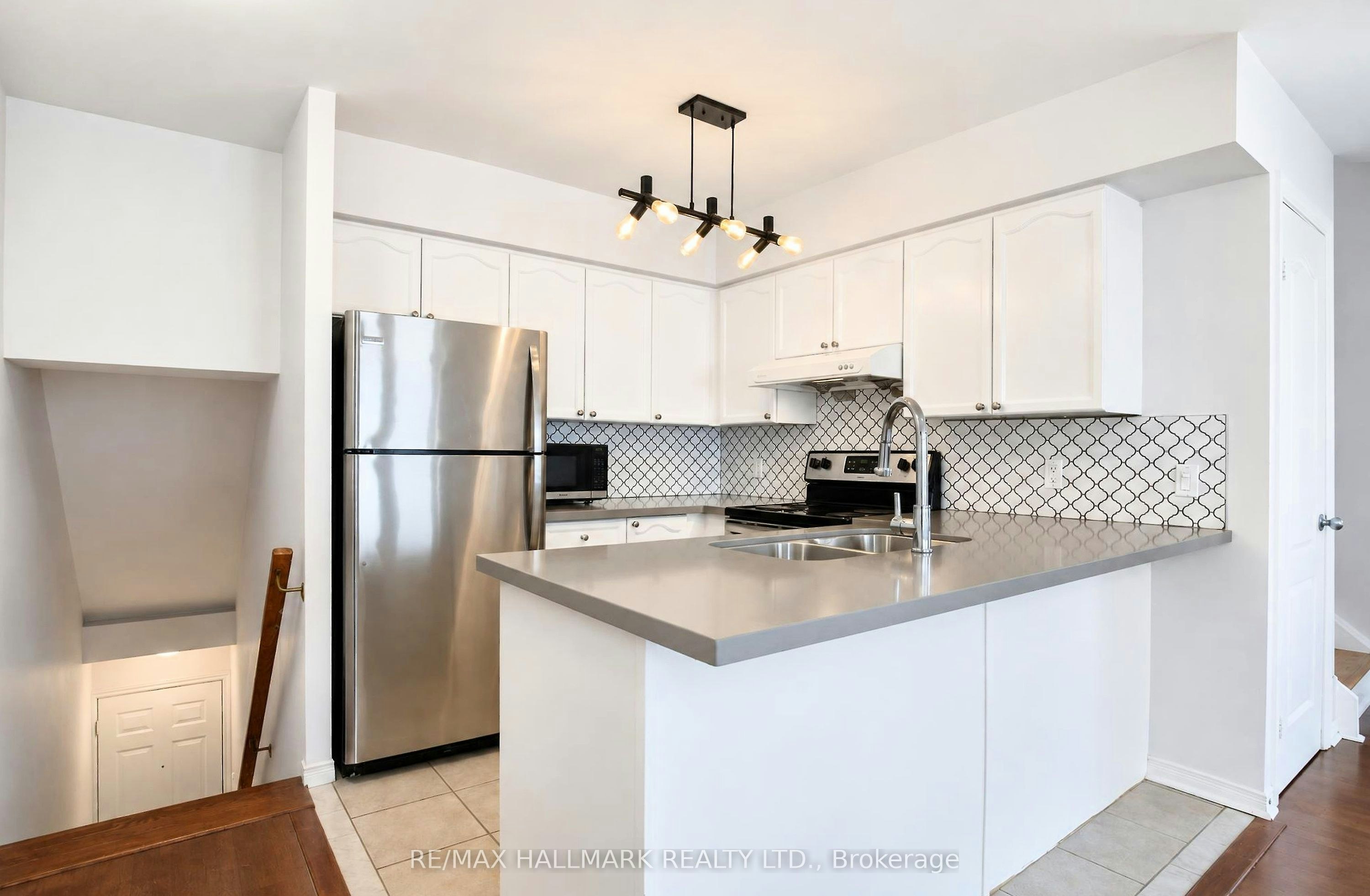 3207-12 Sudbury Street, Toronto, ON, M6J 3W7 - 9
