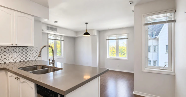 3207-12 Sudbury Street, Toronto, ON, M6J 3W7 - 5