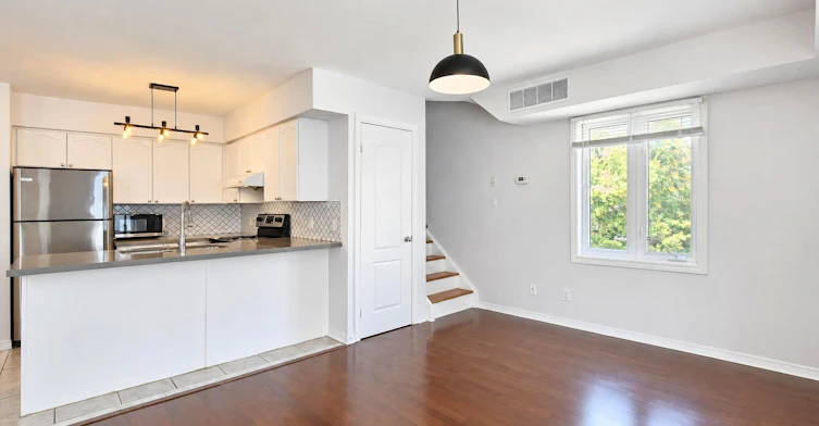 3207-12 Sudbury Street, Toronto, ON, M6J 3W7 - 6