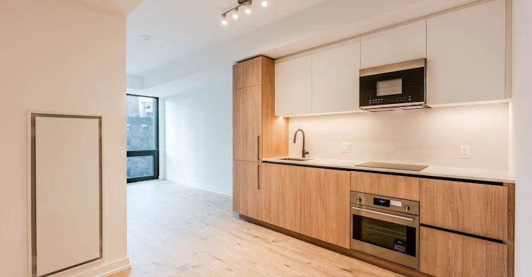 721-35 Parliament Street, Toronto, ON, M5A 2Y2 - 4