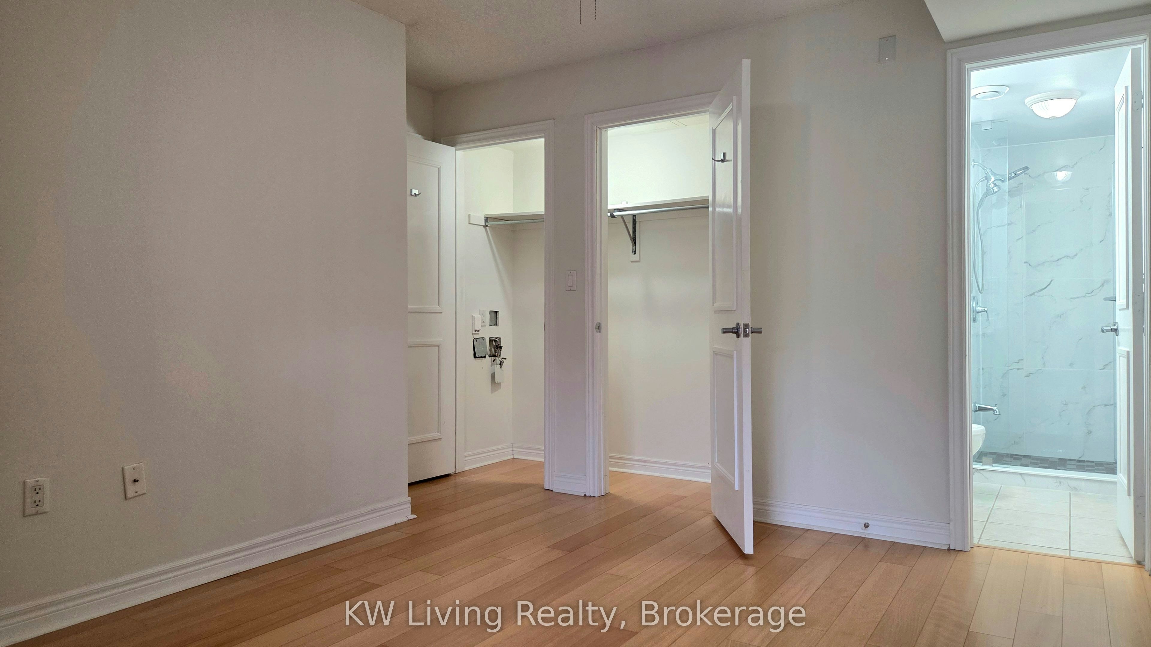 101-80 Aerodrome Crescent, Toronto, ON, M4G 4J1 - 13