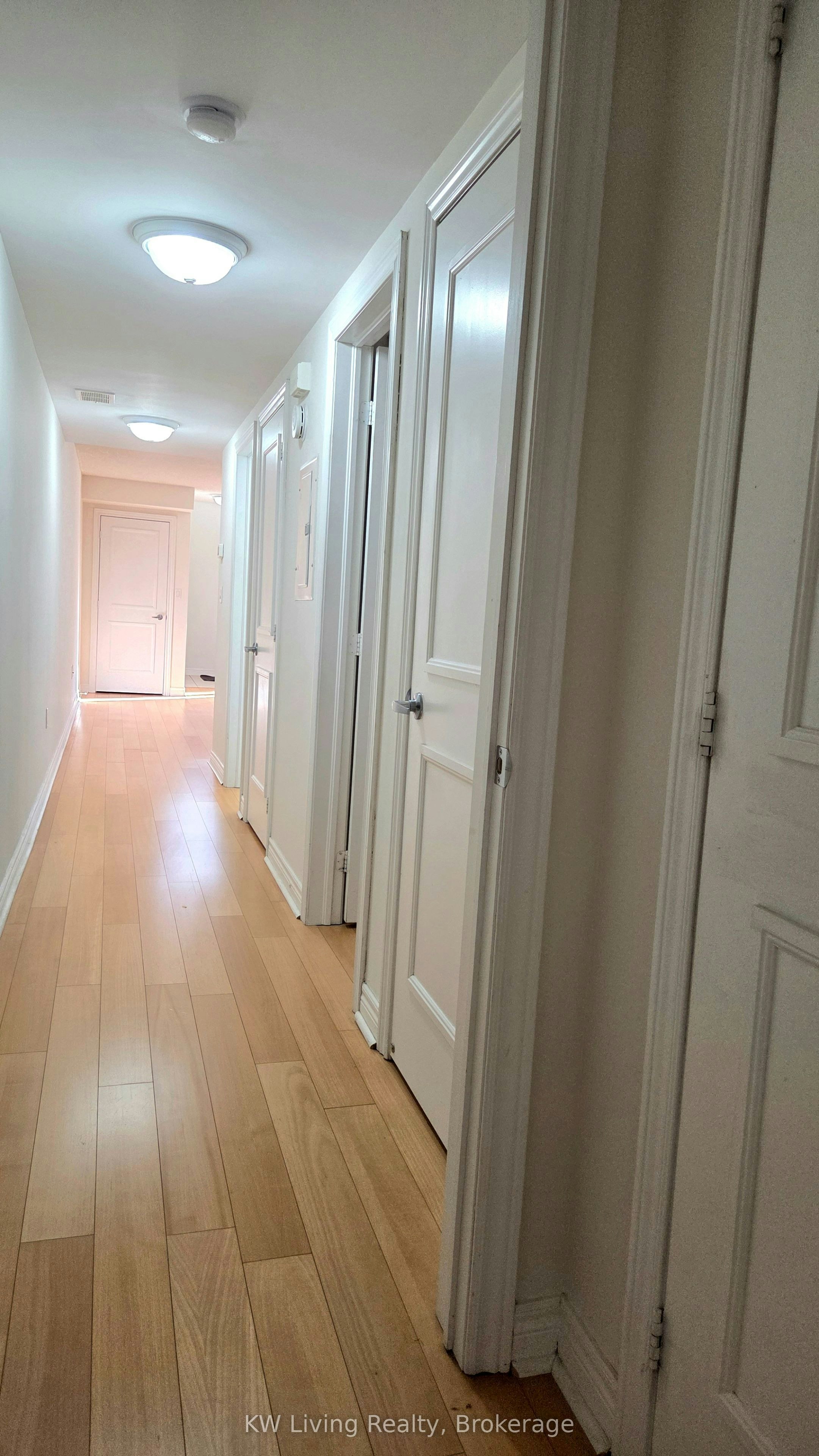 101-80 Aerodrome Crescent, Toronto, ON, M4G 4J1 - 11