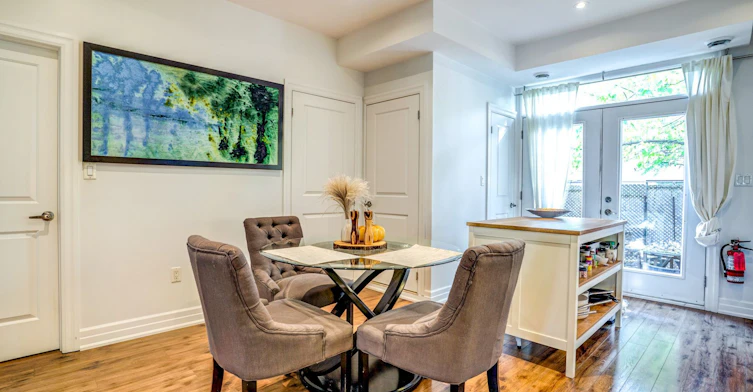 753-755 Richmond Street W, Toronto, ON, M6J 1C4 - 2